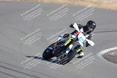 media/Feb-05-2023-Classic Track Day (Sun) [[c35aca4a42]]/Group 2/session 1 turn 9/